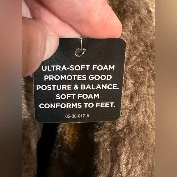 Arizona Women’s Brown Truffle Memory Foam Boots Size 8 NWOT Stylish Comfortable - Picture 10 of 14